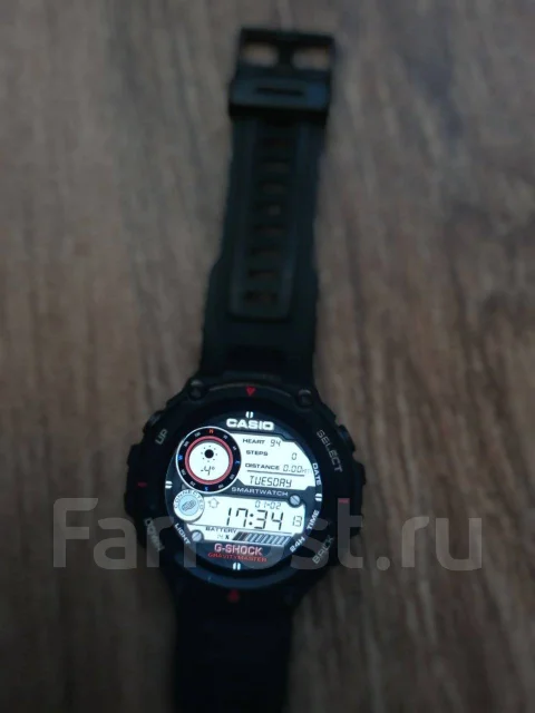 Amazfit T-Rex. IP68 ����