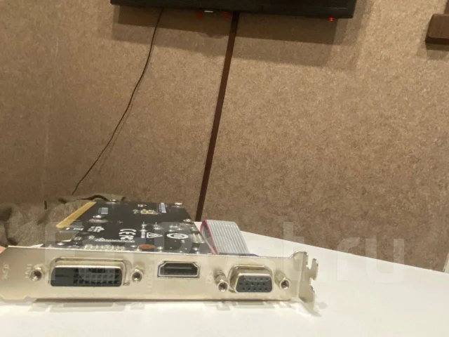 GeForce GT 710 ����
