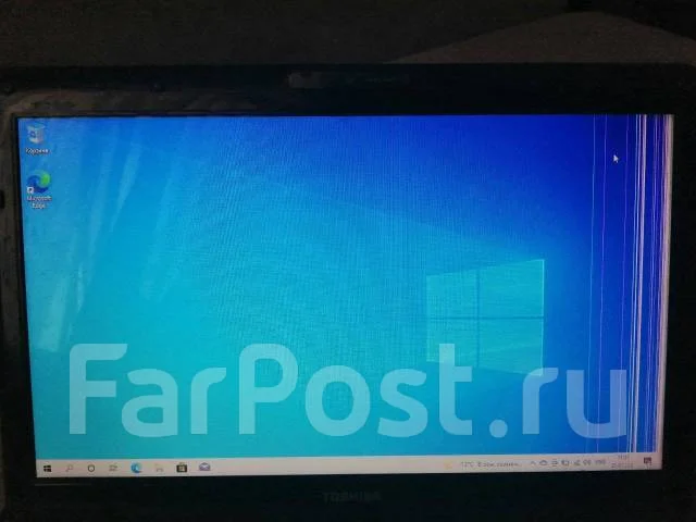 Toshiba Satellite. 15.6", 2,1����, ��� 4 ��, ���� 300���, WiFi: 1, Bluetooth: 1, ����������� �� 1��. ����
