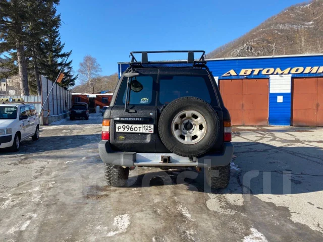Nissan Safari. ��������, 4wd, 4.2 (200��.�.), ������, 250����. �� ����