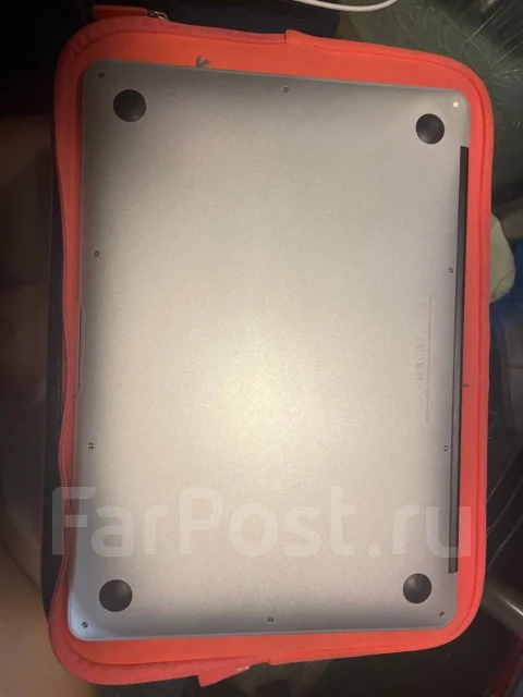 Apple MacBook Air 13 2017 Mid. 13.3", 1,8����, ��� 8 ��, ���� 124���, WiFi: 1, Bluetooth: 1, ����������� �� 12��. ����