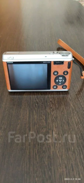 Fujifilm XF1. 10 - 14.9 ��, ���: 4� ����