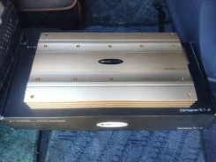 Soundstream ����