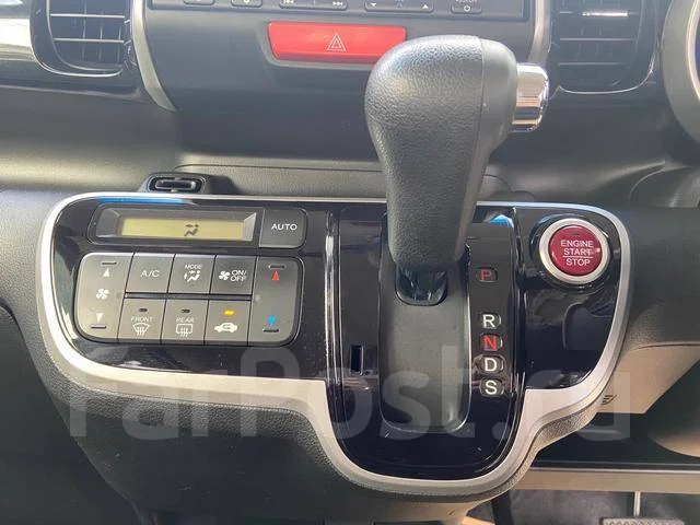 Honda N-BOX. ��������, ��������, 0.7 (64��.�.), ������, 24 000����. ��, �/�. ��� ����� �� ������������ ����