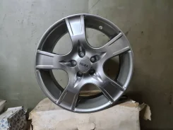 Toora. 7.0x17", 5x100, ET35, �� 75���. ����