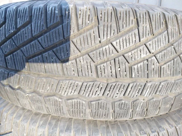 Continental ExtremeWinterContact. ������, ��� �����, 2009 ���, �/�, ����� 10 % ����