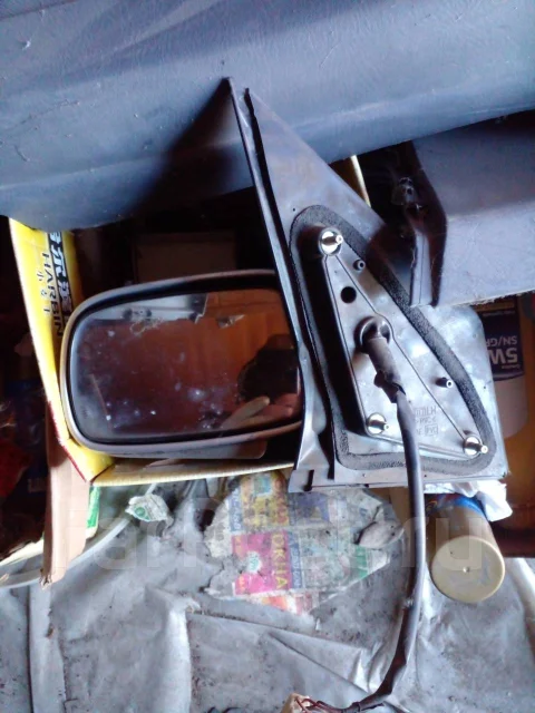 Daihatsu YRV ����