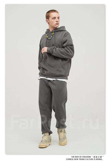 Мужской спортивный костюм с эффектом велюра, утепленный на флисе, 46, 48, 50, 52, 54, новый, в наличии. Цена: 4 500₽ во Владивостоке