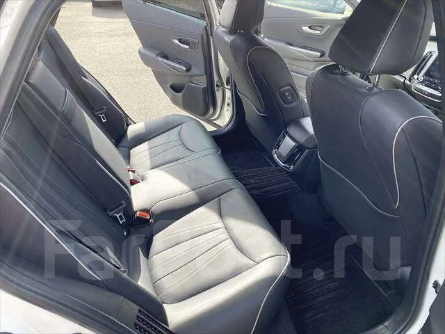 Toyota Crown. �������, 4wd, 3.5, ������, 17����. ��, �/�. ��� ����� �� ������������ ����