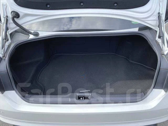 Toyota Crown. �������, 4wd, 3.5, ������, 17����. ��, �/�. ��� ����� �� ������������ ����