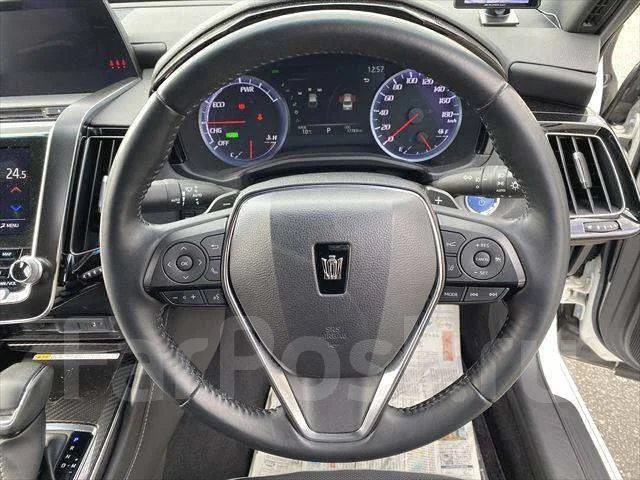 Toyota Crown. �������, 4wd, 3.5, ������, 17����. ��, �/�. ��� ����� �� ������������ ����