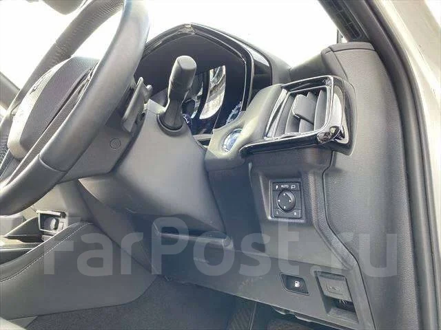 Toyota Crown. �������, 4wd, 3.5, ������, 17����. ��, �/�. ��� ����� �� ������������ ����