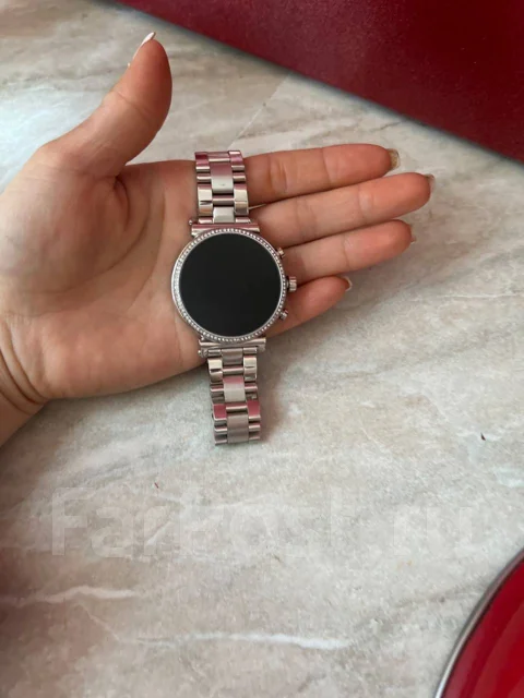 Michael Kors ����