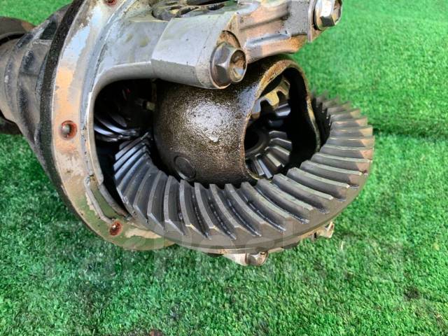 Задний мост джимни. Передний редуктор судзуки джимми. Редуктор заднего моста сузуки джимни. Редуктор моста джимни. Редуктор моста джимни.