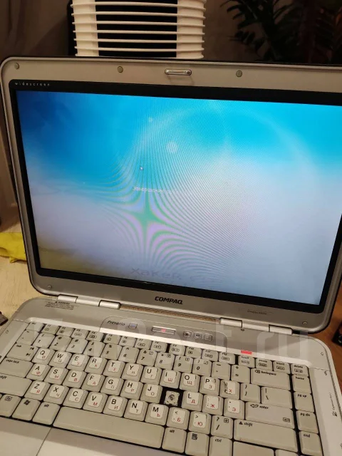 Compaq Presario. 15.6", 3����, WiFi: 1 ����