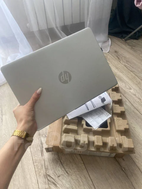 HP 14. 14", ��� 4 ��, WiFi: 1, Bluetooth: 1 ����