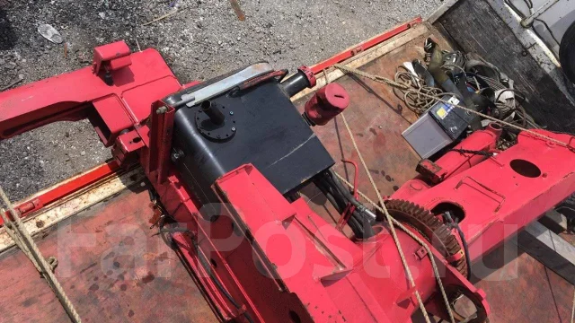 Unic. 303 ����