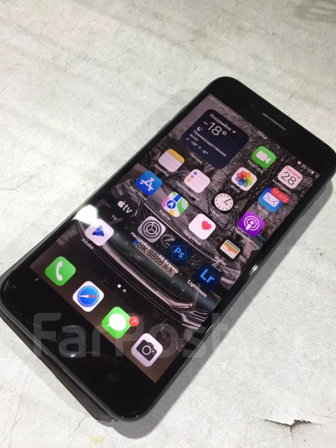 Apple iPhone 8 Plus. �/�, ������, 3G, 4G LTE, NFC ����