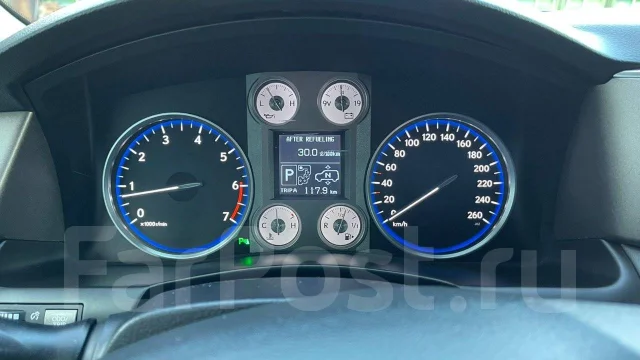 Lexus LX570. �������, 4wd, 5.7 (367��.�.), ������, 195 000����. �� ����
