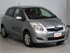 Toyota Vitz. �������, 4wd, 1.3 (87��.�.), ������, 85����. ��, �/�, ��� ���. ��� ����� �� ������������ ����