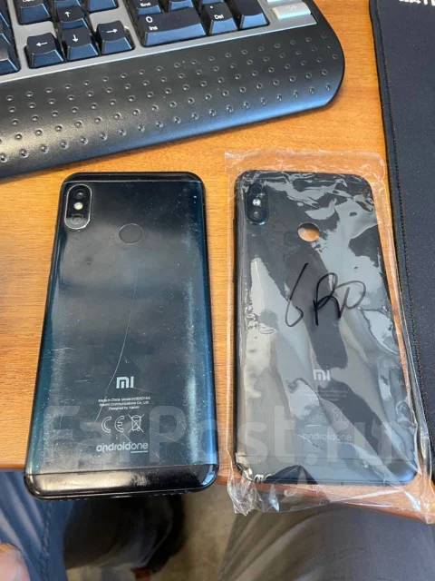 Xiaomi Mi A2. �/�, ������, 4G LTE ����