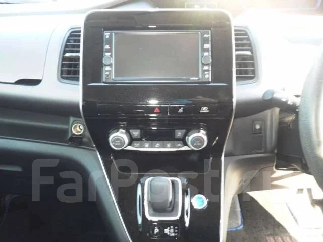 Nissan Serena. �������, ��������, 1.2 (84��.�.), ������, 18����. ��, �/�. ��� ����� �� ������������ ����