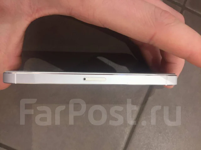 Apple iPhone SE. �/�, �������, 4G LTE ����