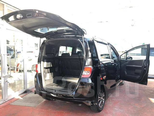 Honda Freed Spike. �������, 4wd, 1.5, ������, 65����. ��, �/�. ��� ����� �� ������� ����