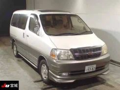 Toyota Granvia. �������, 4wd, 3.4 (180��.�.), ������, 106����. ��, �/�, ��� ���. ��� ����� �� ������� ����