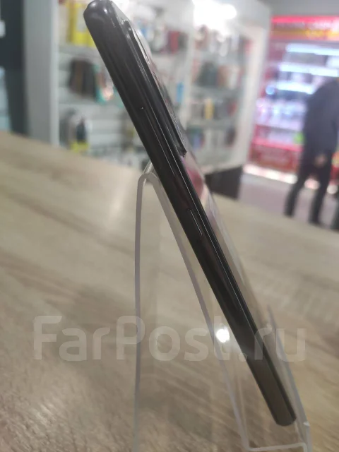Samsung Galaxy A52. �/�, ������, 4G LTE, Dual-SIM, NFC ����