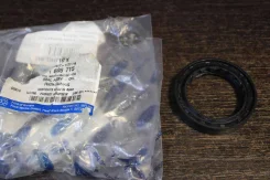 C������ ������� Ford 40x55x8 1805715 1805715 ����