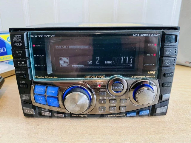 Alpine MDA-W988J ����
