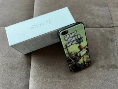 Apple iPhone SE. �/�, ������, 3G, 4G LTE ����