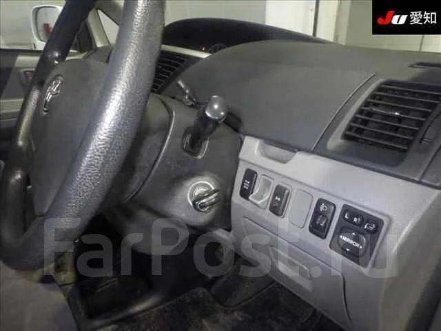 Toyota Voxy. �������, 4wd, 2.0 (152��.�.), ������, 73 000����. ��, �/�, ��� ���. ��� ����� �� ������� ����