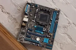 AMD 760G ����