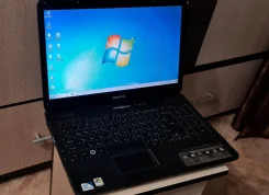 eMachines. ��� 4 ��, WiFi: 1, Bluetooth: 1 ����