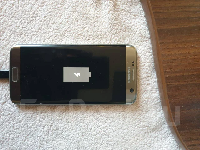 Samsung Galaxy S7 Edge. �/�, �����������, 4G LTE ����