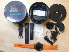 Samsung Gear S3 Frontier. GPS, NFC, IP67, IP68 ����
