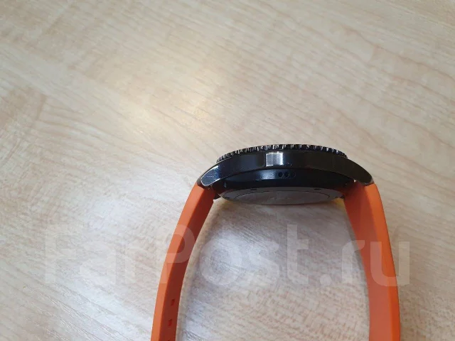 Samsung Gear S3 Frontier. GPS, NFC, IP67, IP68 ����