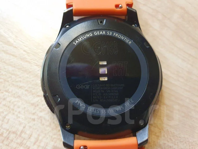 Samsung Gear S3 Frontier. GPS, NFC, IP67, IP68 ����