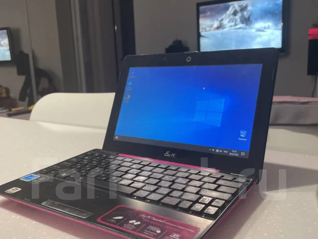 Asus Eee PC 1008P. WiFi: 1, Bluetooth: 1 ����