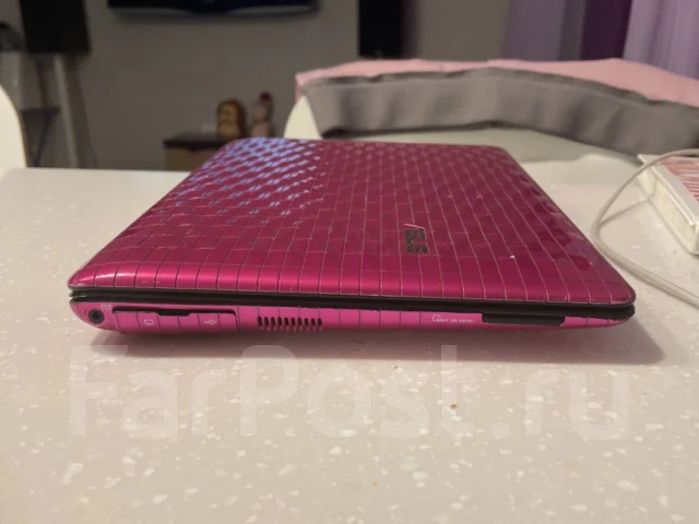 Asus Eee PC 1008P. WiFi: 1, Bluetooth: 1 ����