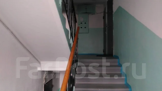 4-���������, ����� ���������� 44. ����, ������� ����, 60���.��., 2/5 ����. ������� ������ ����