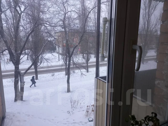4-���������, ����� ���������� 44. ����, ������� ����, 60���.��., 2/5 ����. ��� �� ���� ���� ����