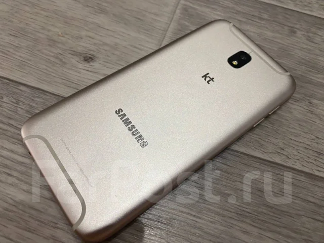Samsung Galaxy J7 2017. �/� ����