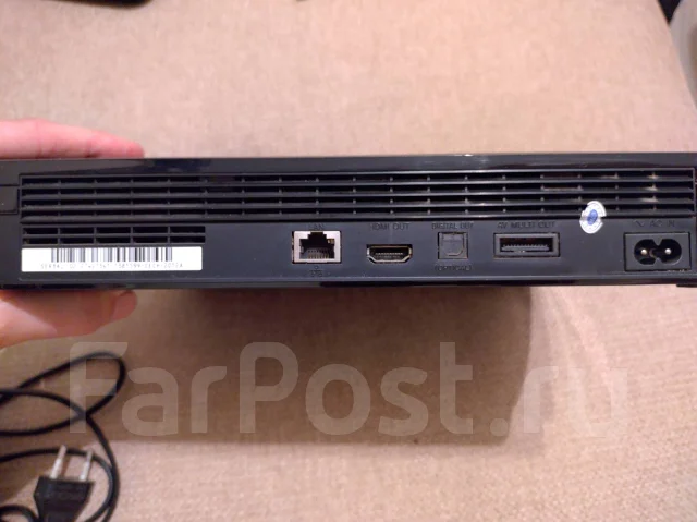Sony PlayStation 3 Slim ����
