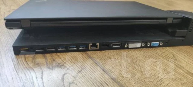 Lenovo ThinkPad X250. 12.5", ��� 8 ��, ���� 512���, WiFi: 1, Bluetooth: 1, ����������� �� 4��. ����