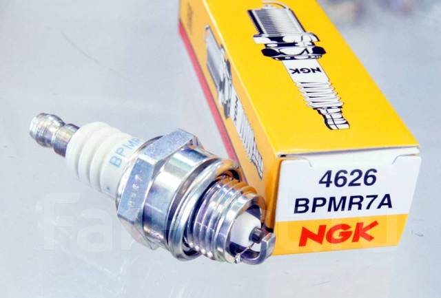 Свеча зажигания NGK 4626 BPMR7A /съемная контактная гайка (бензопилы ...
