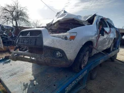 Mitsubishi ASX ����