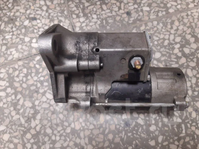 ������� R2 Mazda Bongo, R2 � ������ RFL118400A ����